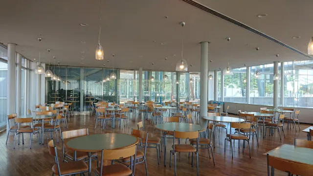 FOOD＆SPACE REAST（レスト）