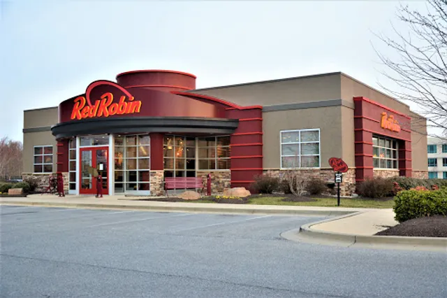 Red Robin Gourmet Burgers and Brews