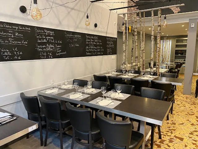 RESTAURANT TROIS FOIS M