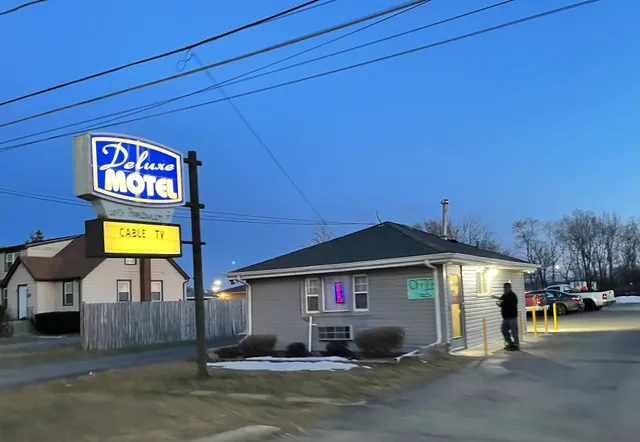 Delux Motel
