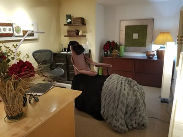 FRINGE BENEFITS EYELASH EXTENSIONS