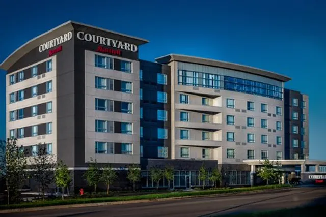 Courtyard by Marriott Winnipeg Airport