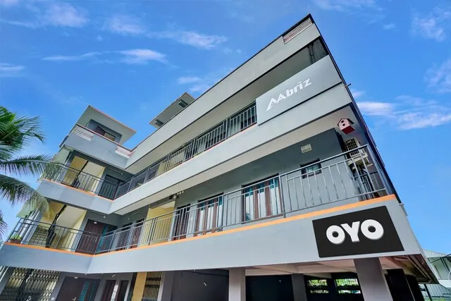 OYO Abriz Residency
