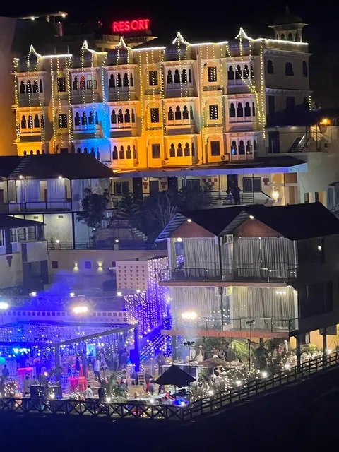 The Rock Valley Resort