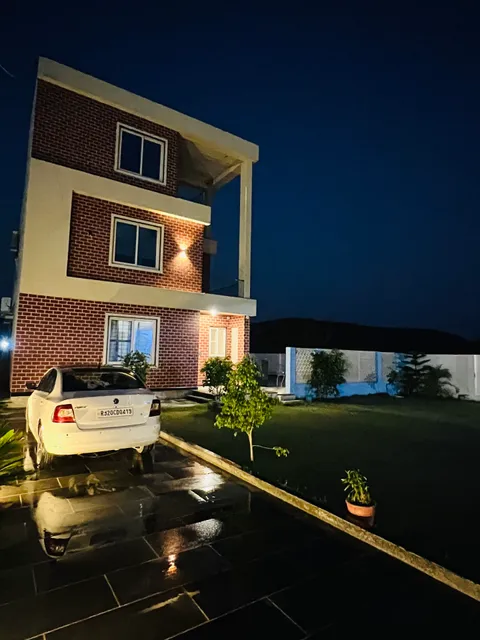 Kalyan Villa A Unit Of Lakecity Villas