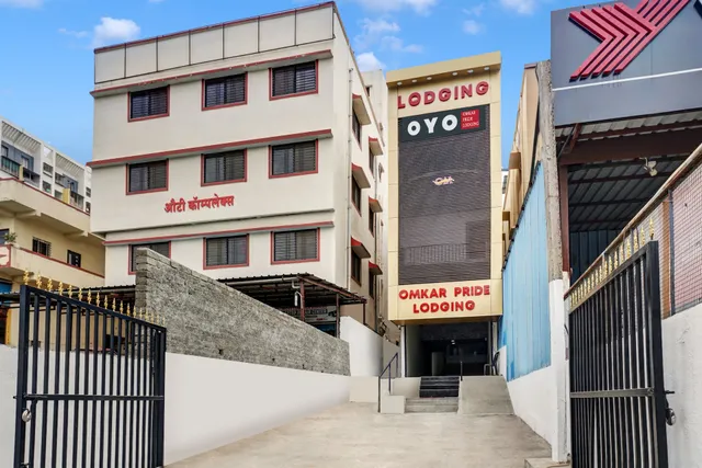 OYO OMKAR PRIDE LODGING