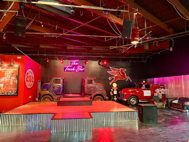 SQUARE PEG PIZZERIA BERLIN