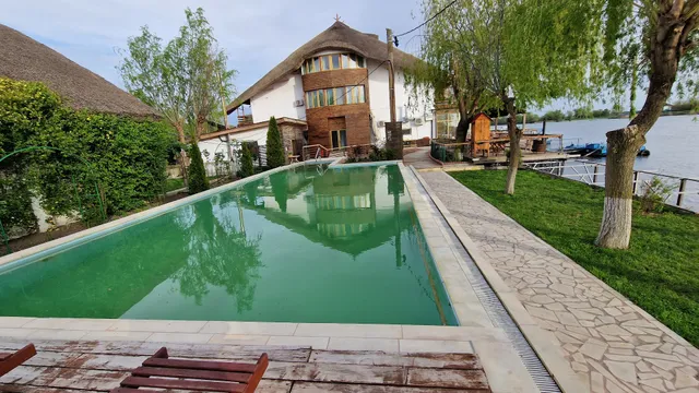 Paradis Hotel - Delta Dunarii