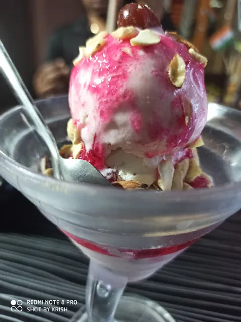 Shree Janta Ice Cream And Juice Parlour