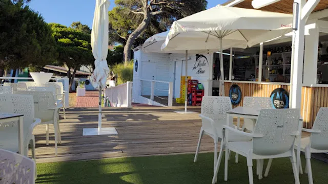 Marlin Blue Beach Club