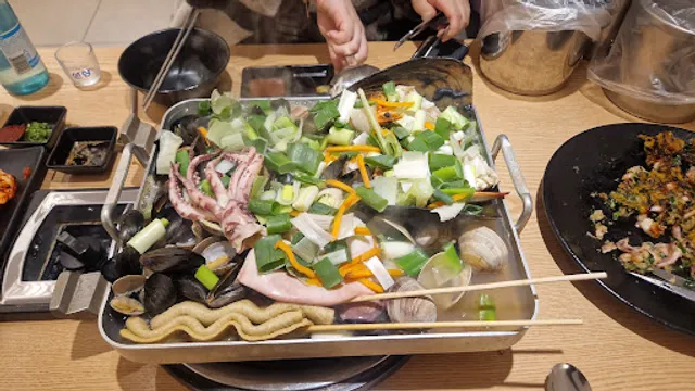 궁전해물칼국수 천안불당점