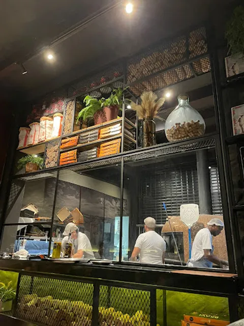 Pizzaria Bravi Pizza Napoletana e Cozinha Italiana
