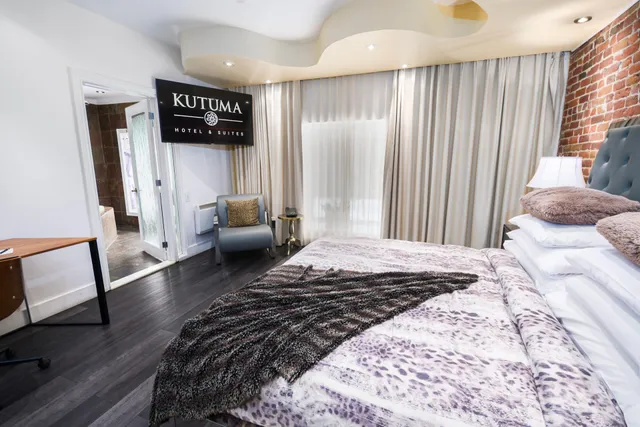 Kutuma Hotel & Suites