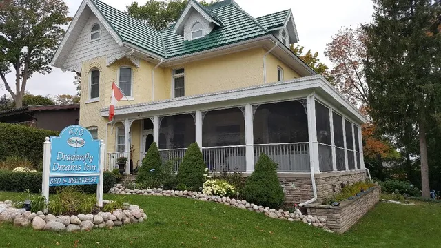 Dragonfly Dreams Inn - Bed and Breakfast