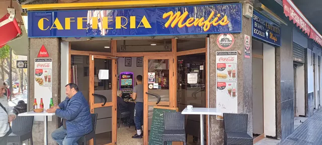 Cafetería Menfis
