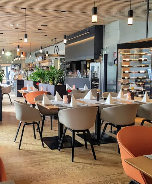 Milsano Cafe | Bar | Restaurant | Feuergrill,