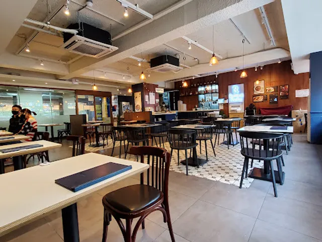 롤링파스타 범계역점