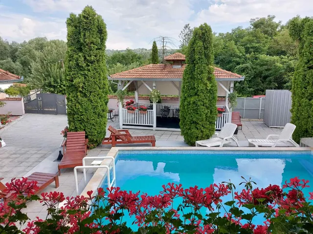 Бања Врујци