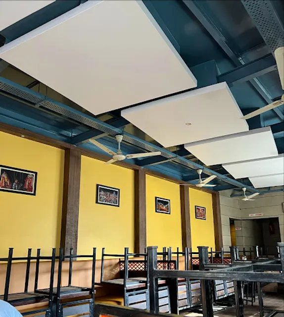 Jayesh Bar & Family Restaurant