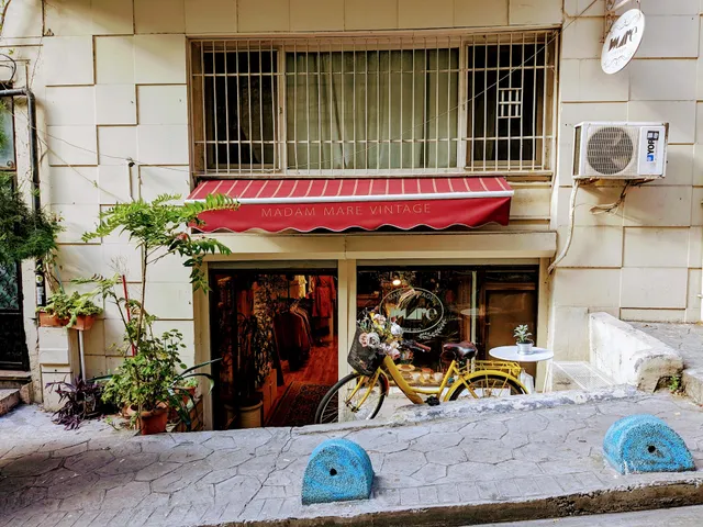 Madam Mare Vintage Store