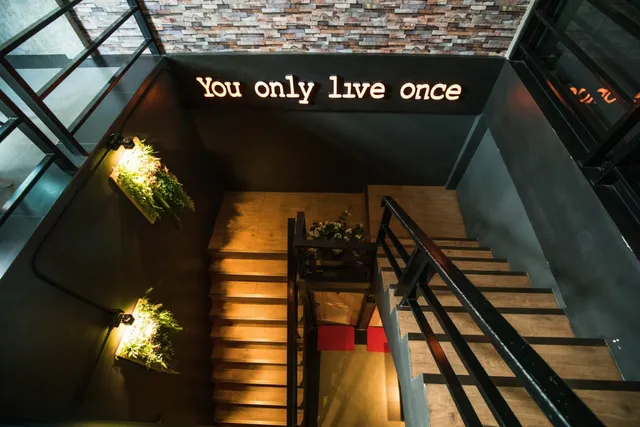 YOLO Loft House – EAT • DRINK • STAY
