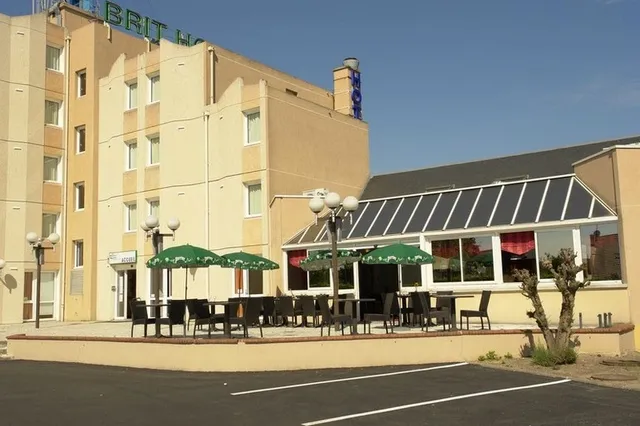 Brit Hotel Orléans St Jean de Braye – L’Antarès