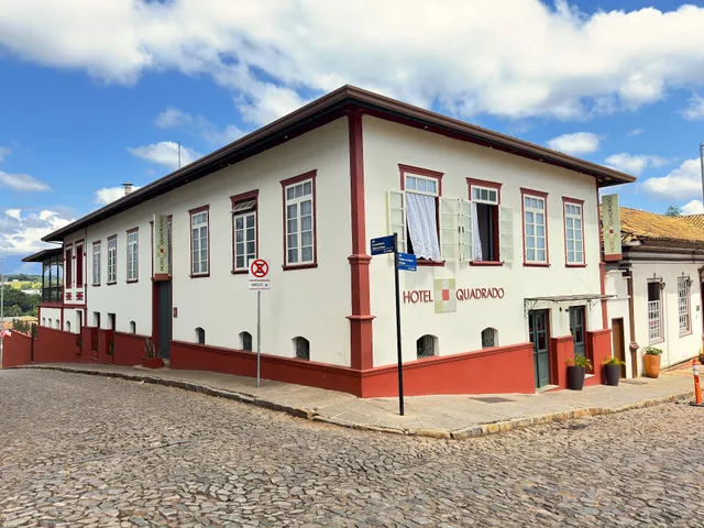 Hotel Quadrado