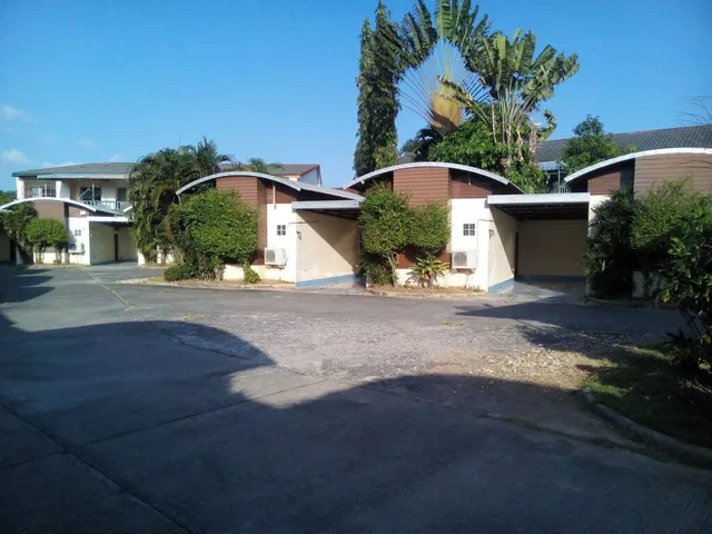 Su Tha Garden Resort