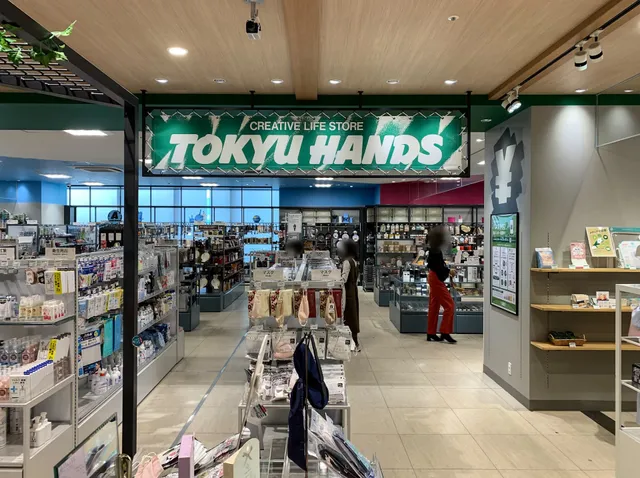 Hands SHIBUYA SCRAMBLE SQUARE Store