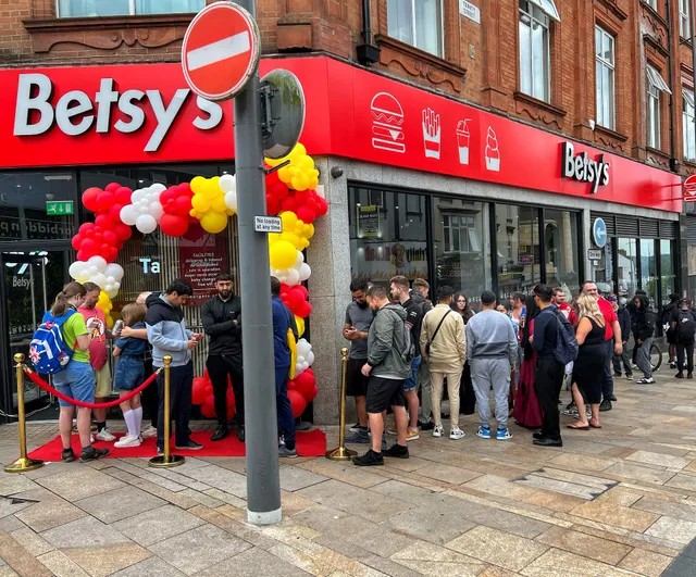 Betsy's Burgers Stoke