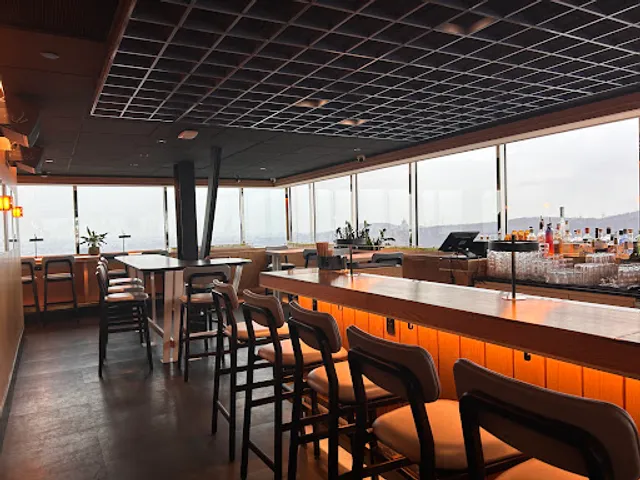 Hiatus Restaurant et Bar