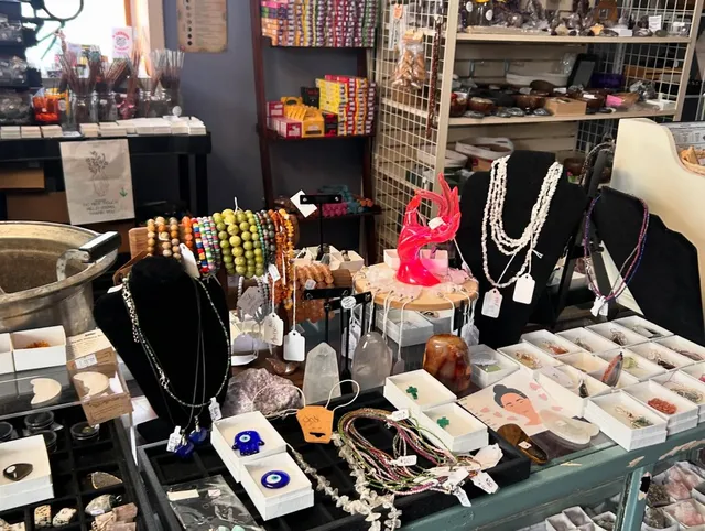 The Wellness Cottage Crystals