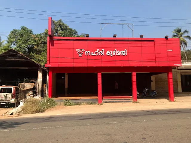 Nahdi Kuzhimandhi valanchery