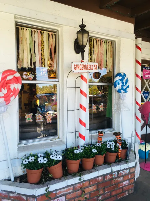 Sweet Country Charm Fudge & Gifts