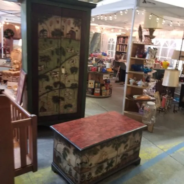 Route 6 Country Shoppes