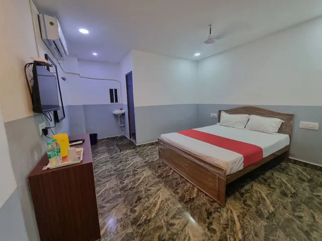 OYO Rainbow Guest House