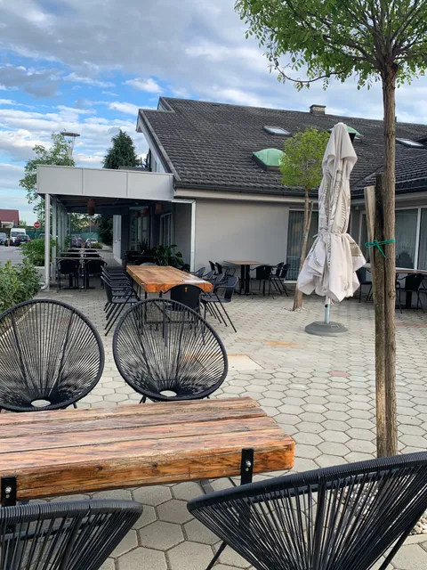 Gostilna Valerija, Damjan Fleišaker