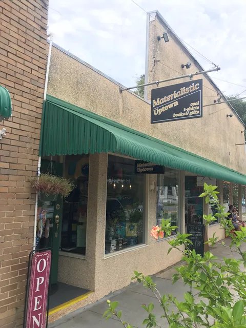 Materialistic Uptown