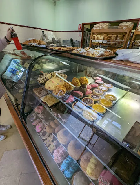 Euro Cafe & Bakehouse