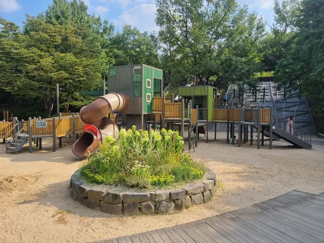 Seoul Forest Disabled-friendly Playground