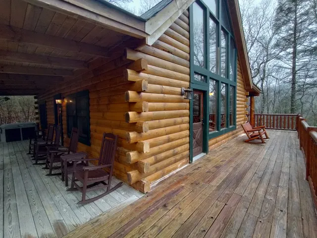 Bear Pause Cabin