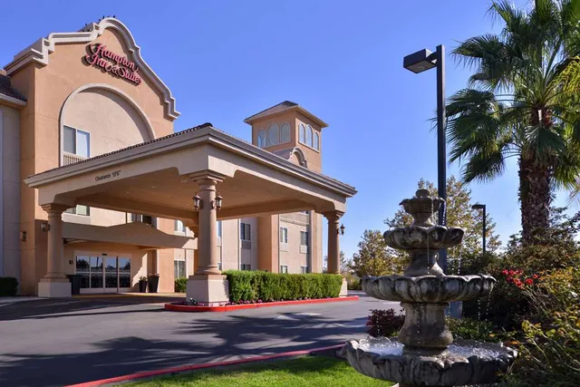 Hampton Inn & Suites Woodland-Sacramento Area