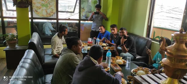Manmitra thakali bhancha ghar & cafe