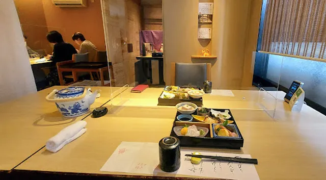 だる磨きらら亭