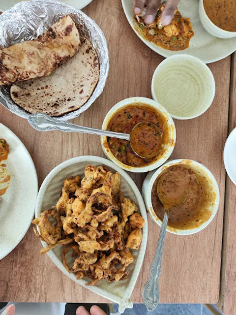 REE DANG LA RESTAURANT