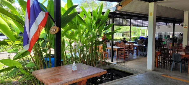 Tumsai Seafood Pranburi