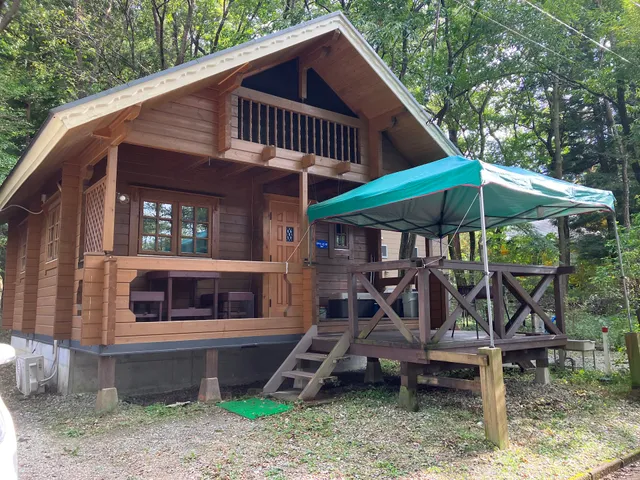 ログキャビン彩