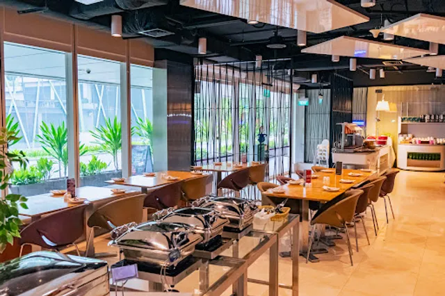 Cosmo Restaurant @ Dorsett Changi City Singapore