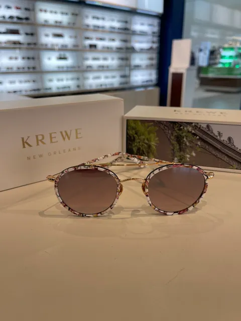 Sunglass World - Florida Mall