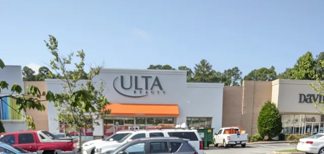 Chenal Commons Shopping Center